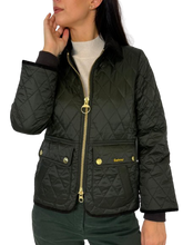 Carica l&#39;immagine nel visualizzatore di Gallery, GIACCA IMPERMEABILE DONNA VERDE
