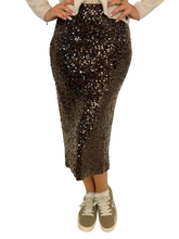Carica l&#39;immagine nel visualizzatore di Gallery, GONNA MARRONE PAILLETTES
