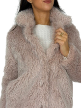 Carica l&#39;immagine nel visualizzatore di Gallery, ECO-PELLICCIA DONNA ROSA
