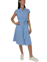 Carica l&#39;immagine nel visualizzatore di Gallery, VESTITO DONNA A RIGHE BIANCO/AZZURRO
