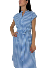 Carica l&#39;immagine nel visualizzatore di Gallery, VESTITO DONNA A RIGHE BIANCO/AZZURRO
