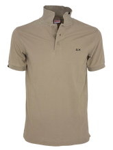 Carica l'immagine nel visualizzatore di Gallery, POLO UOMO BEIGE VINTAGE
