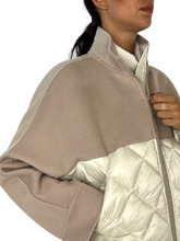 Carica l&#39;immagine nel visualizzatore di Gallery, CAPPOTTO DONNA TRAPUNTATO BEIGE/PANNA
