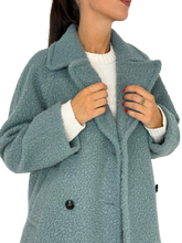 Carica l&#39;immagine nel visualizzatore di Gallery, CAPPOTTO DONNA CARTA DA ZUCCHERRO CORTO IN TEDDY
