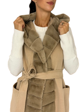 Carica l&#39;immagine nel visualizzatore di Gallery, GILET DONNA CAMMELLO
