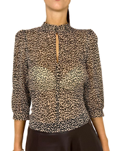 Carica l&#39;immagine nel visualizzatore di Gallery, CAMICIA DONNA FANTASIA ANIMALIER
