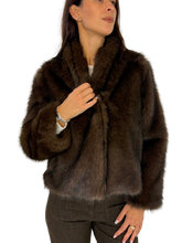 Carica l&#39;immagine nel visualizzatore di Gallery, ECO-PELLICCIA DONNA MARRONE
