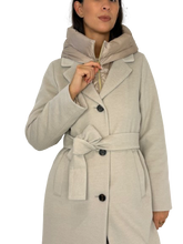 Carica l&#39;immagine nel visualizzatore di Gallery, CAPPOTTO DONNA PANNA CON IMBOTTITURA
