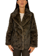 Carica l&#39;immagine nel visualizzatore di Gallery, ECO-PELLICCIA DONNA MARRONE
