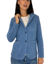 Carica l&#39;immagine nel visualizzatore di Gallery, GIACCA DONNA AZZURRA MONOPETTO
