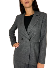 Carica l&#39;immagine nel visualizzatore di Gallery, GIACCA DONNA GRIGIA MISTO LANA
