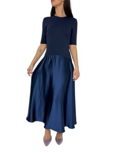 ABITO LUNGO BLU IN RASO
