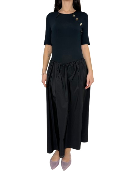 ABITO LUNGO NERO