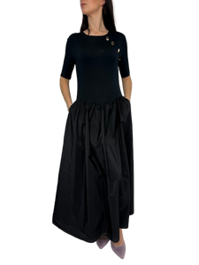 ABITO LUNGO NERO