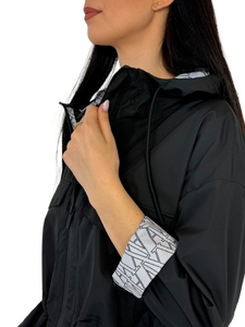 IMPERMEABILE DONNA NERO CORTO