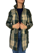 Carica l&#39;immagine nel visualizzatore di Gallery, TRENCH DONNA VERDE REVERSIBILE
