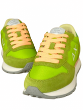 Carica l&#39;immagine nel visualizzatore di Gallery, SNEAKERS DONNA LIME Z34201 ALLY SOLID NYLON
