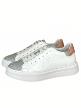 Carica l&#39;immagine nel visualizzatore di Gallery, SNEAKERS DONNA BIANCHE Z34226 GRACE LEATHER
