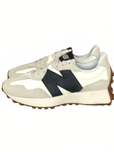 Carica l&#39;immagine nel visualizzatore di Gallery, SNEAKERS DONNA BIANCHE/NERE WS327GD
