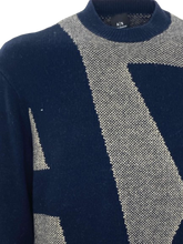 Carica l&#39;immagine nel visualizzatore di Gallery, PULLOVER UOMO BLU/GRIGIO CON LOGO FRONTALE
