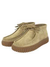 Carica l&#39;immagine nel visualizzatore di Gallery, SCARPA UOMO BEIGE TORHILL HI DARK SAND SUEDE
