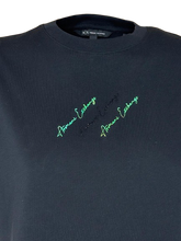 Carica l&#39;immagine nel visualizzatore di Gallery, MAGLIA VESTITO NERO CON LOGO FRONTALE
