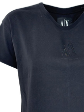 Carica l&#39;immagine nel visualizzatore di Gallery, T-SHIRT DONNA NERA CON LOGO FRONTALE
