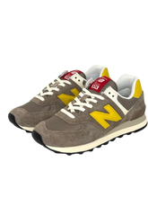 Carica l&#39;immagine nel visualizzatore di Gallery, SNEAKERS MARRONI/GIALLE U574BYW
