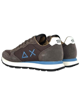 Carica l&#39;immagine nel visualizzatore di Gallery, SNEAKERS UOMO MARRONI Z45101 TOM SOLID
