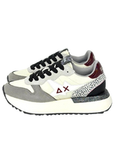 Carica l&#39;immagine nel visualizzatore di Gallery, SNEAKERS DONNA BIANCHE/NERE Z45221
