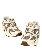 Carica l&#39;immagine nel visualizzatore di Gallery, SNEAKERS DONNA BEIGE/MARRONE U530SUA
