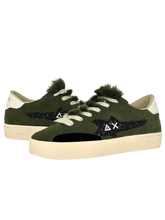 Carica l&#39;immagine nel visualizzatore di Gallery, SNEAKERS VERDE MILITARE Z45233 KATY WINTER
