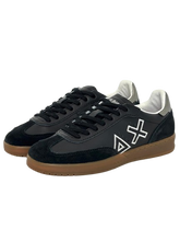 Carica l&#39;immagine nel visualizzatore di Gallery, SNEAKERS DONNA NERA Z45242
