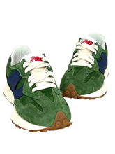 Carica l&#39;immagine nel visualizzatore di Gallery, SNEAKERS UOMO VERDE U327WSC
