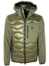 Carica l&#39;immagine nel visualizzatore di Gallery, GIUBBINO UOMO VERDE CON CAPPUCCIO
