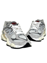 Carica l'immagine nel visualizzatore di Gallery, SNEAKERS DONNA GRIGIA U9060GRY
