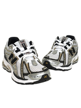 Carica l'immagine nel visualizzatore di Gallery, SNEAKERS DONNA BIANCO/NERE M1906RA
