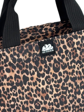 Carica l'immagine nel visualizzatore di Gallery, MINI SHOPPER STAMPA LEOPARDATA
