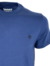 Carica l'immagine nel visualizzatore di Gallery, T-SHIRT UOMO BLU GIROCOLLO
