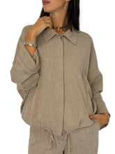 Carica l'immagine nel visualizzatore di Gallery, CAMICIA DONNA BEIGE
