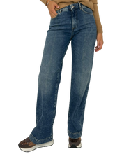 Carica l'immagine nel visualizzatore di Gallery, JEANS DONNA BLU BAGGY
