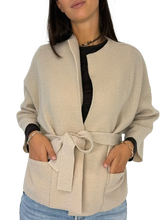 Carica l'immagine nel visualizzatore di Gallery, CARDIGAN DONNA PANNA 100% LANA
