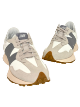 Carica l'immagine nel visualizzatore di Gallery, SNEAKERS UOMO BIANCA/BEIGE U327LT

