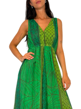 Carica l'immagine nel visualizzatore di Gallery, ABITO DONNA VERDE LUNGO
