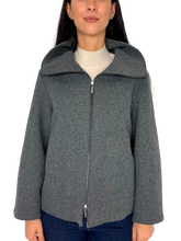 Carica l&#39;immagine nel visualizzatore di Gallery, CAPPOTTO DONNA GRIGIO CORTO
