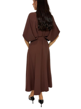 Carica l&#39;immagine nel visualizzatore di Gallery, ABITO DONNA MARRONE
