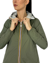 Carica l&#39;immagine nel visualizzatore di Gallery, PARKA DONNA VERDE MILITARE CON CAPPUCCIO
