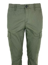 Carica l&#39;immagine nel visualizzatore di Gallery, PANTALONE UOMO CARGO VERDE MILITARE
