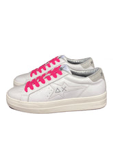 Carica l&#39;immagine nel visualizzatore di Gallery, SNEAKERS DONNA BIANCHE Z41232 BETTY
